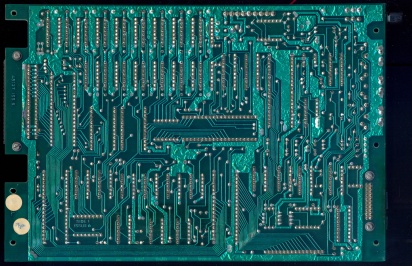 Dragon32 PCB Bottom (PC10087 Issue6 PN48127 with PN48200 Issue2).jpg